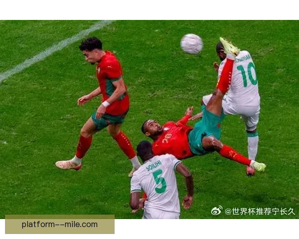 科摩罗门将意外客串引爆非洲杯赛场讨论热潮