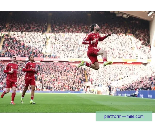 迪亚斯绝平球救主利物浦艰难战平对手全身而退